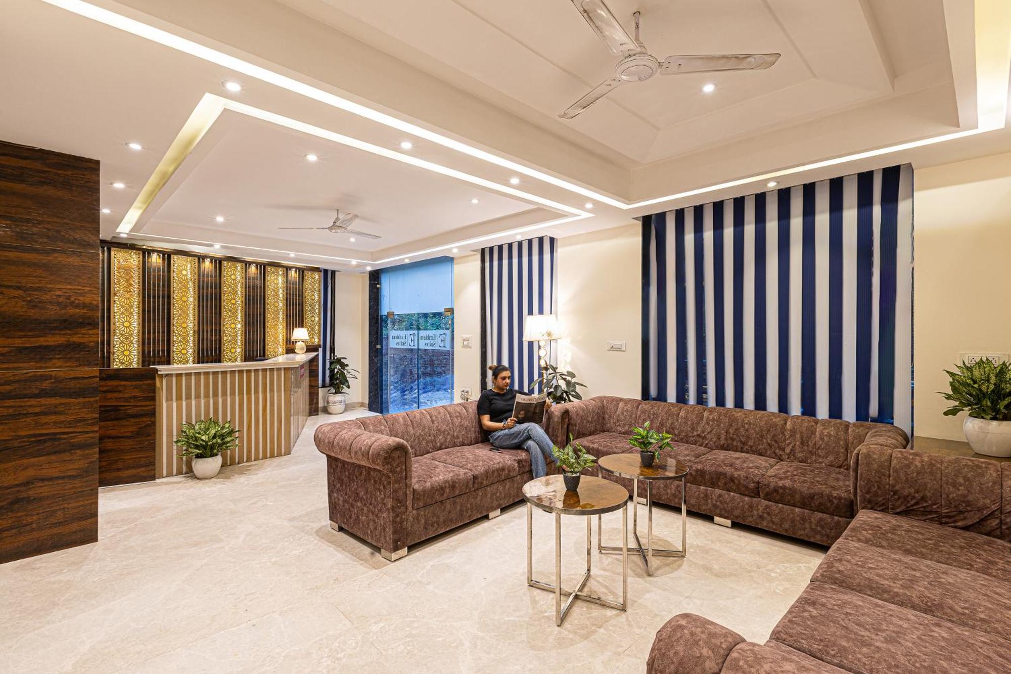 ניו דלהי Hotel Emblem Suites- Near Delhi Airport מראה חיצוני תמונה